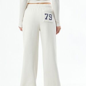 PacSun Women's White and Cream Joggers